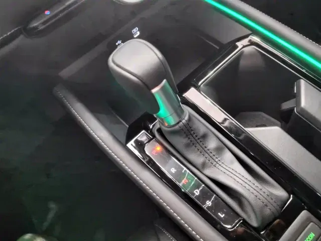 Honda Accord — Фото автомобиля 5