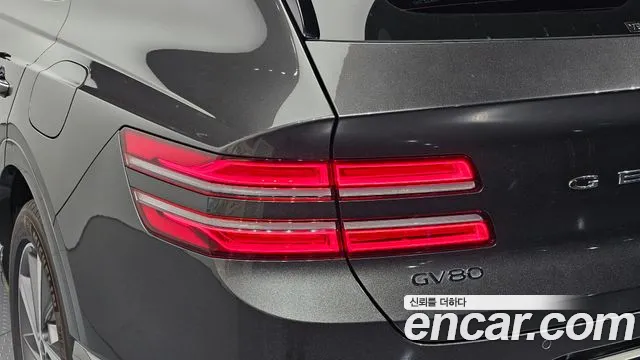 Genesis GV80 — Фото автомобиля 8