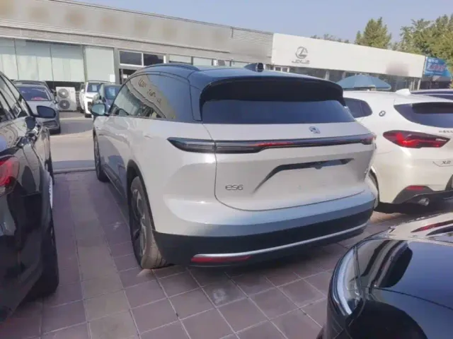 Nio ES6 — Фото автомобиля 4