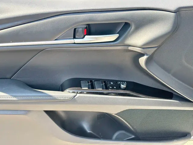 Toyota Camry — Фото автомобиля 21