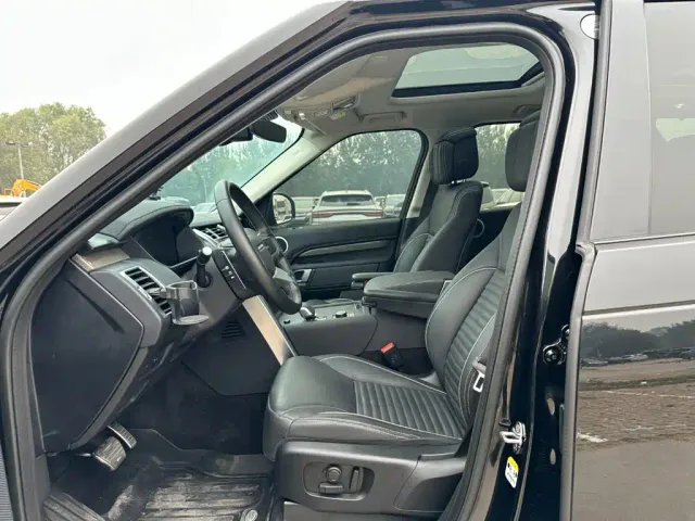 Land Rover Discovery — Фото автомобиля 9