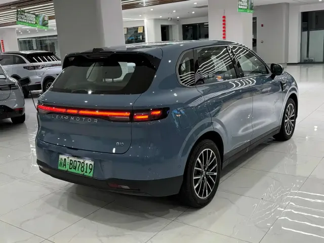 Leapmotor Leapmotor B10 2025 510 LiDAR Edition — Фото автомобиля 18