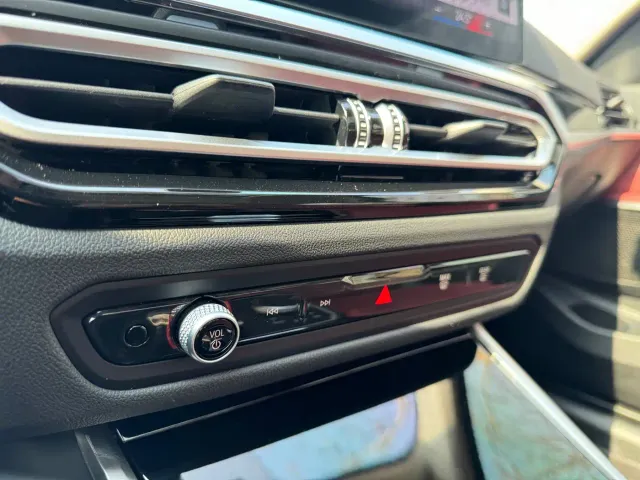 BMW 3 Series — Фото автомобиля 9