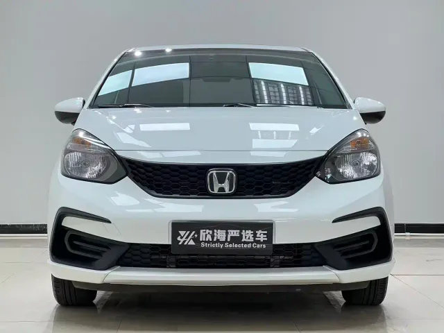 Honda Fit — Фото автомобиля 2