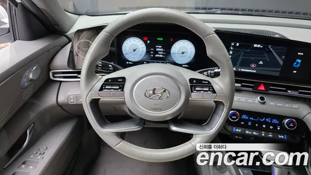 Hyundai Avante CN7 — Фото автомобиля 13