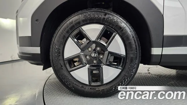 Hyundai Santa Fe MX5 — Фото автомобиля 5