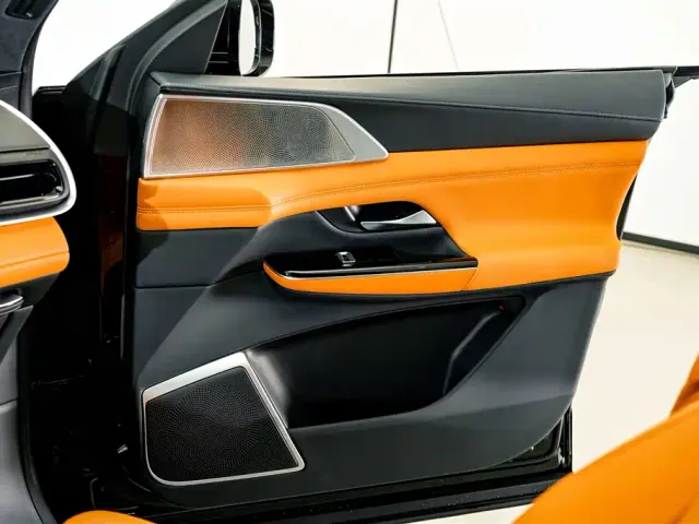 Xpeng G9 — Фото автомобиля 16