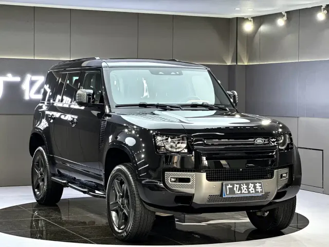 Land Rover Defender — Фото автомобиля 3