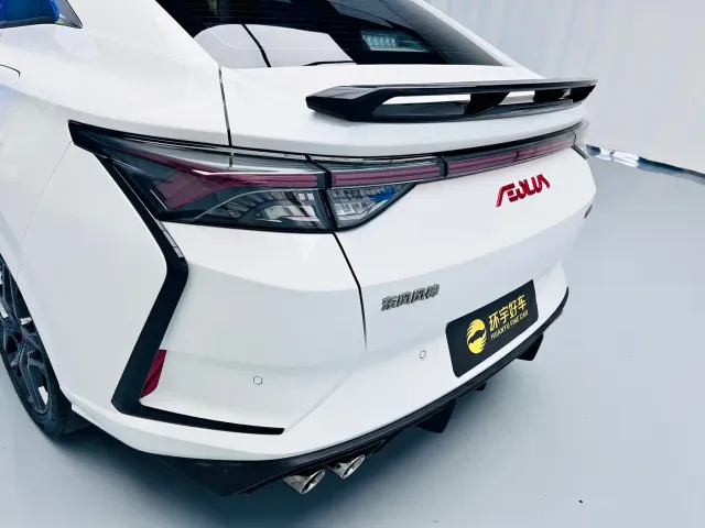 Dongfeng Yixuan — Фото автомобиля 7