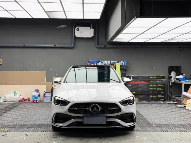 Mercedes-Benz C-Class — Фото автомобиля 2