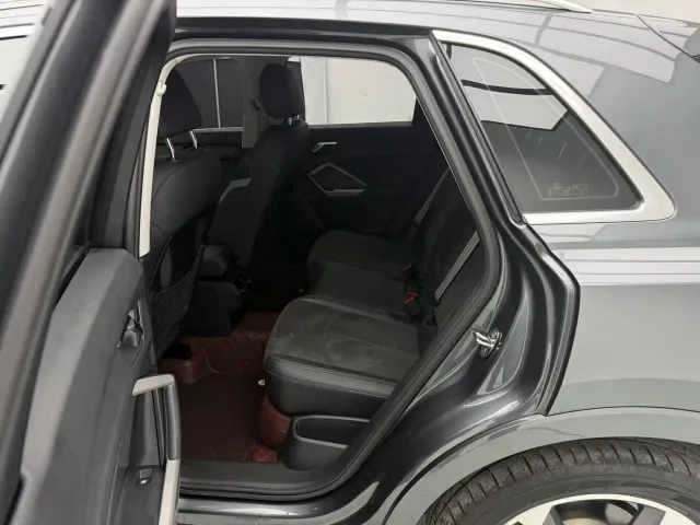 Audi Q3 — Фото автомобиля 8