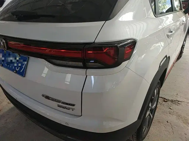 Changan CS35 Plus — Фото автомобиля 7