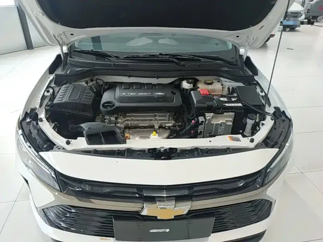 Chevrolet Monza — Фото автомобиля 19