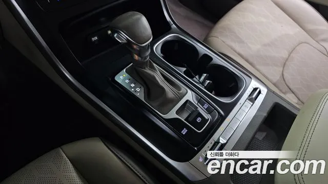 Kia Canival Carnival 4 поколение Дизель 9 мест Prestige — Фото автомобиля 9