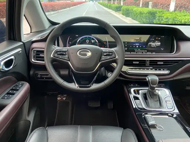 GAC Trumpchi M6 — Фото автомобиля 8