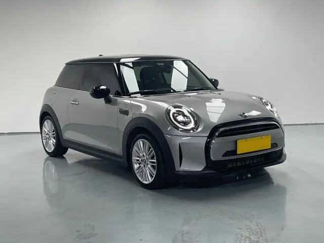 MINI Hatch — Фото автомобиля 3