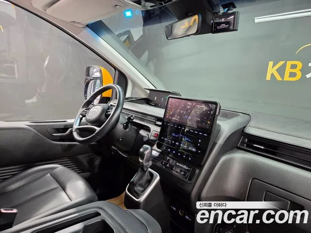 Hyundai Staria — Фото автомобиля 14