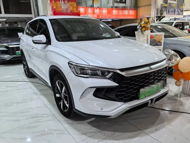BYD Song Pro — Фото автомобиля 3