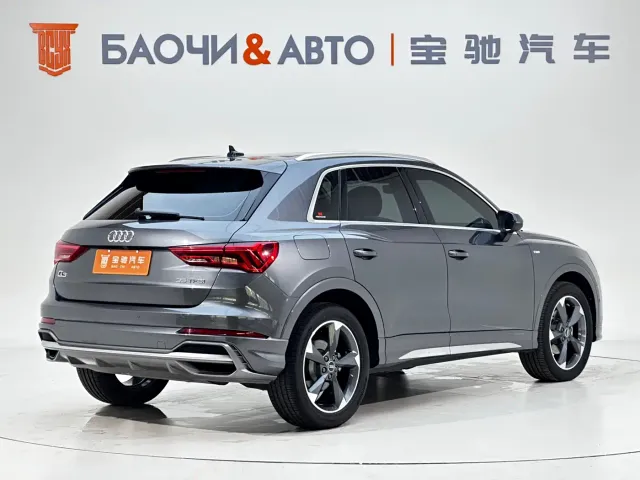 Audi Q3 — Фото автомобиля 3