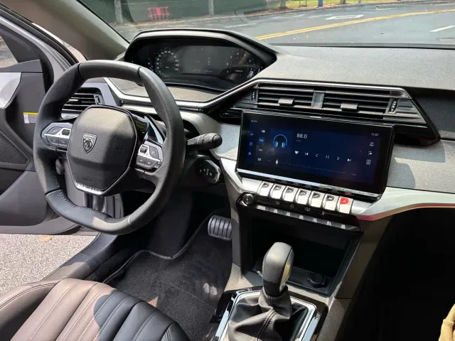 Peugeot 408 — Фото автомобиля 25
