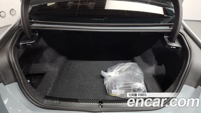 BMW 5-Series 5 серия (G60) 523d M Sport — Фото автомобиля 15