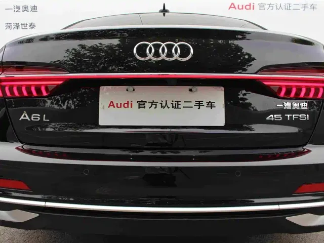 Audi A6L — Фото автомобиля 14