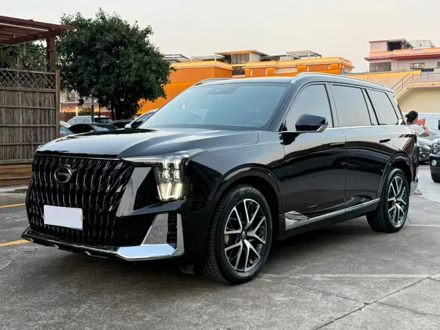 Фотография автомобиля — GAC Trumpchi GS8