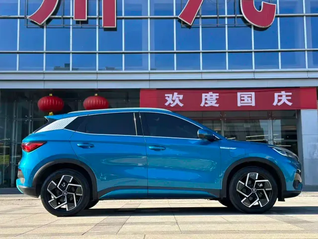 BYD Yuan PLUS — Фото автомобиля 4