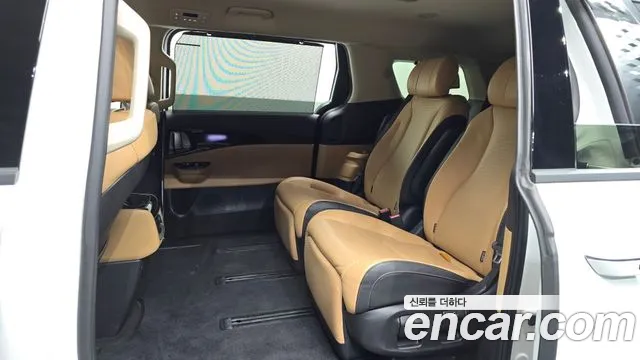 Kia Carnival 4th Gen — Фото автомобиля 12