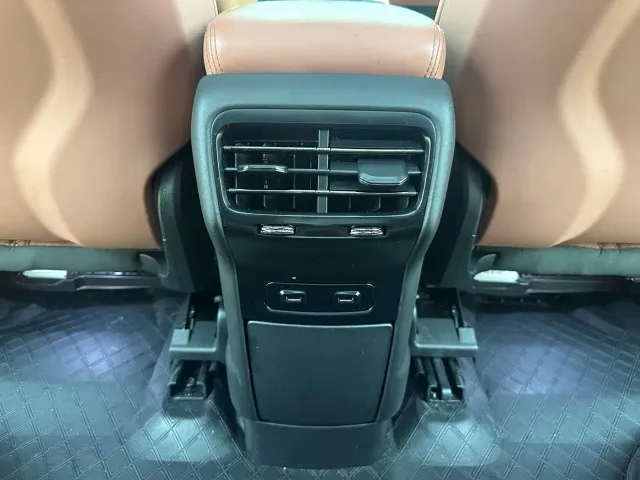 Nio EC6 — Фото автомобиля 12