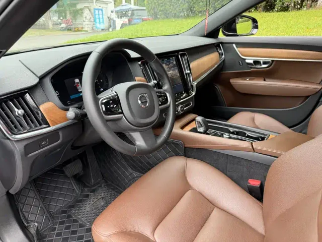 Volvo S90 — Фото автомобиля 7