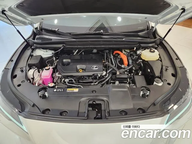Lexus RX — Фото автомобиля 7