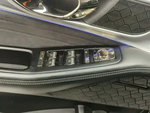 GAC Trumpchi GS8 — Фото автомобиля 9
