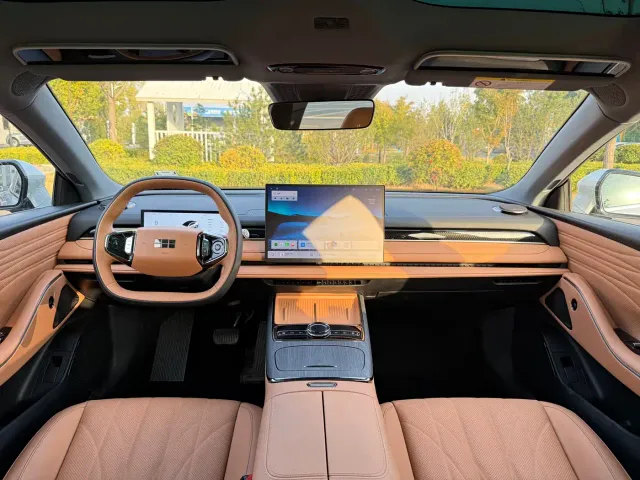 Geely Galaxy Xingyao 8 — Фото автомобиля 25