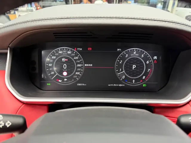 Land Rover Range Rover Sport — Фото автомобиля 19