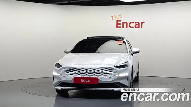 Kia K8 Hybrid — Фото автомобиля 3
