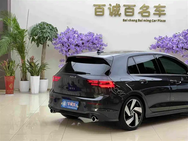 Volkswagen Golf GTI 2021 380TSI DSG GTI — Фото автомобиля 9
