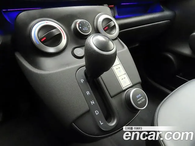 Hyundai Casper — Фото автомобиля 10