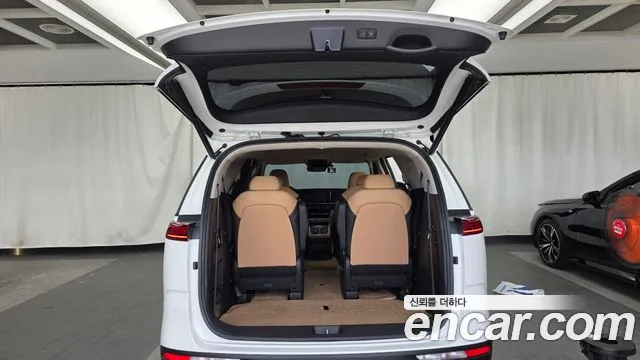 Kia Canival Carnival 4 поколение Бензин 9 мест Signature — Фото автомобиля 20