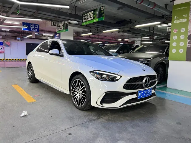Mercedes-Benz C-Class — Фото автомобиля 3