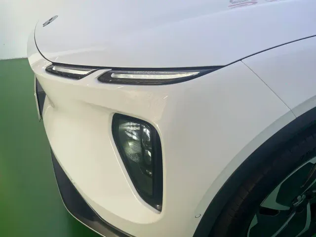 Nio EC6 — Фото автомобиля 13