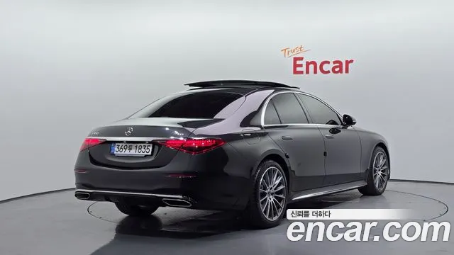 Mercedes-Benz S-Class — Фото автомобиля 2