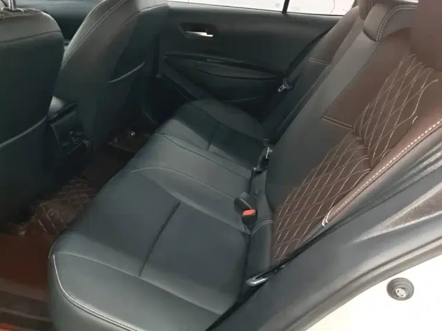 Toyota Corolla — Фото автомобиля 16