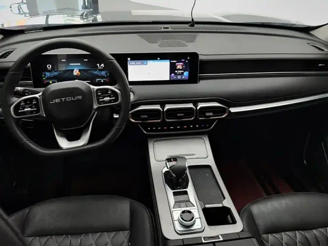 Jetour X70 Plus — Фото автомобиля 12