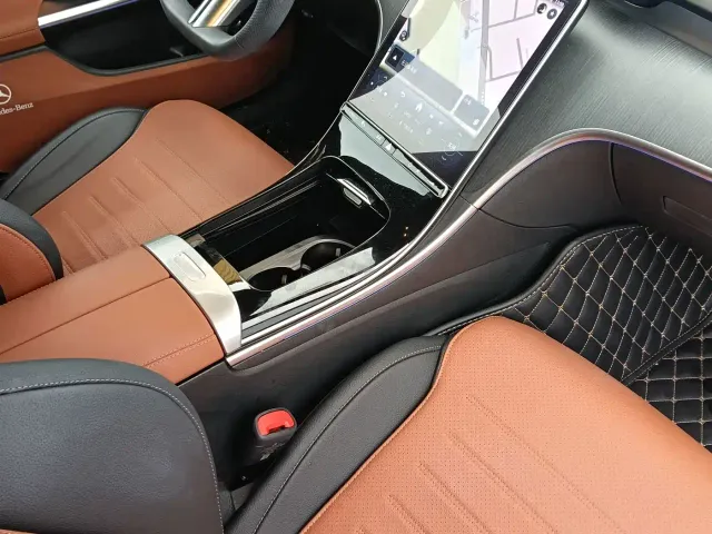 Mercedes-Benz C-Class — Фото автомобиля 9