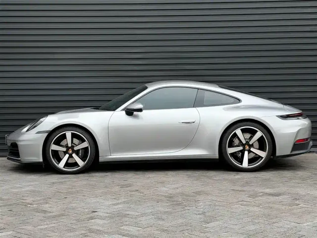 Porsche 911 — Фото автомобиля 5