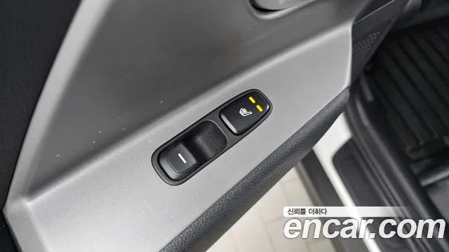 Kia Niro — Фото автомобиля 19