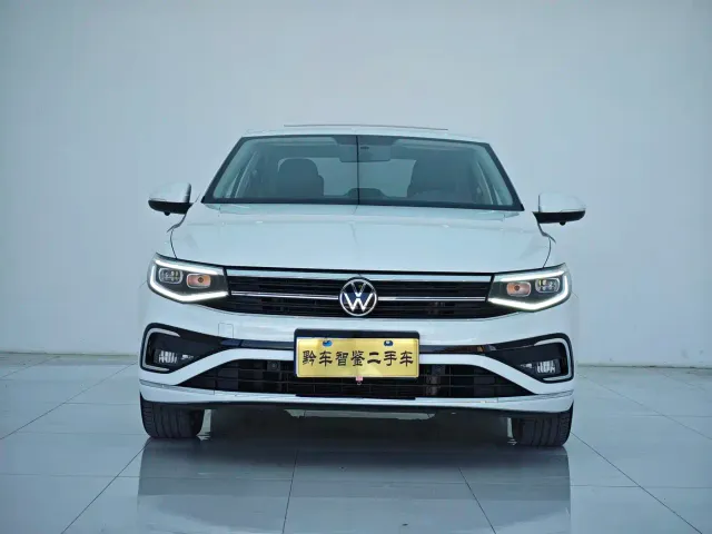 Volkswagen Bora — Фото автомобиля 2