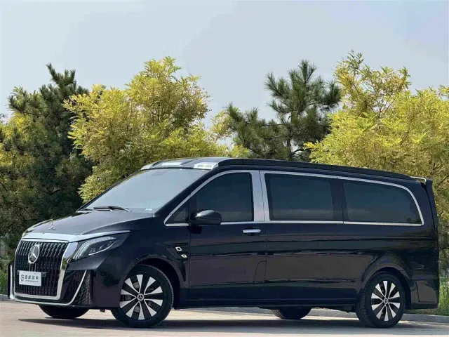 Фотография автомобиля — Mercedes-Benz Vito