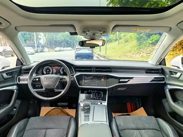 Audi A7L — Фото автомобиля 8